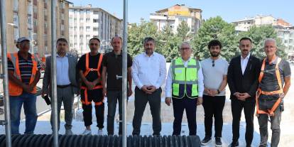 Restorasyon titizlikle sürüyor