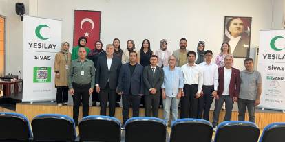 Yeşilay'dan Sivas'ta bölge zirvesi