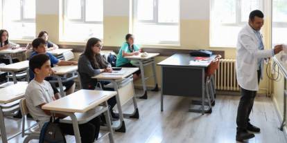 İstanbul’da okullarda mescit kararı