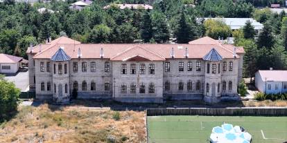 Türk eğitim tarihinin yapı taşlarından