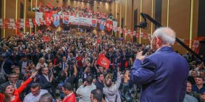 CHP’de 12 ile yeni il başkanı atandı