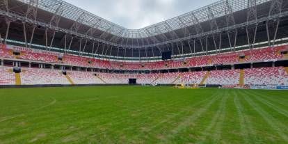 Stadyumun onarımı ertelendi