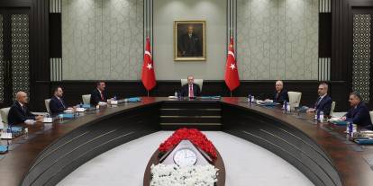 YAŞ toplandı