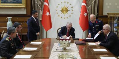 Cumhurbaşkanı Erdoğan, YAŞ kararlarını imzaladı