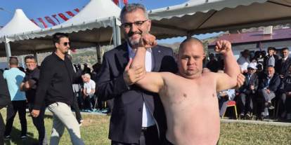 Tanrıverdi’den “Başpehlivan, Rabbim Korusun” paylaşımı