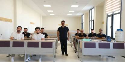 Veteriner hekimlere uygulamalı tohumlama eğitimi