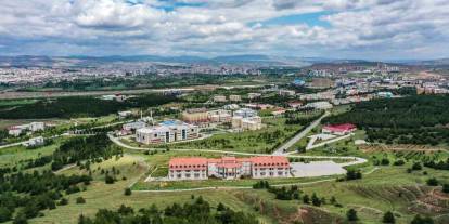 Sivas Cumhuriyet Üniversitesi’nde tablo hüsran: O bölümlere tek bir öğrenci dahi girmedi!