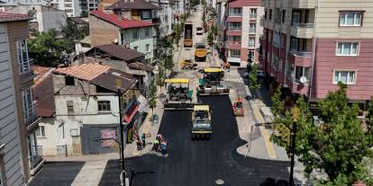 Sivas'ta 3 farklı bölgede asfalt seferberliği başladı!