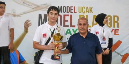 Model uçaklar Sivas'ta yarıştı: Yeşilay Türkiye şampiyonası başarıyla tamamlındı!