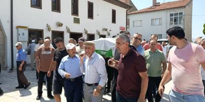 Sivas'ta şehit annesi son yolculuğuna uğurlandı