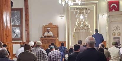 Zara Merkez Çarşı Camii'nde dualar yükseldi