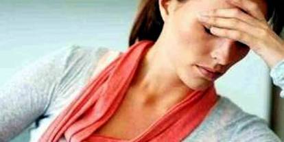 Menopozda baş ağrısına dikkat: “Her ağrı hormonal değil”