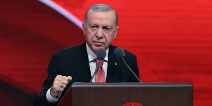 Bakan yardımcılığı kalkıyor, müsteşarlık geri geliyor: İşte AK Parti’nin yeni anayasa taslağı!