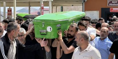 Sivas'ta feci kazada hayatını kaybeden genç son yolculuğuna uğurlandı