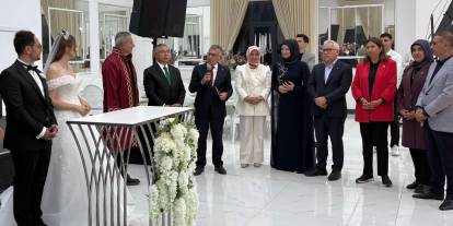 Şüheda ve Şükrü Can’ın mutlu günü