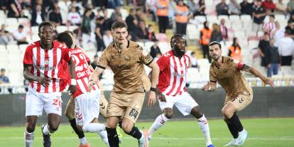 Sivasspor soyunma odasına üzgün gitti