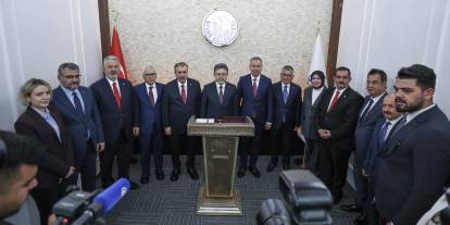 Bakan Yumaklı’dan Sivas Belediyesi’ne ziyaret