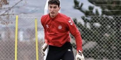 Sivasspor’da kalede Arda Erdursun sürprizi