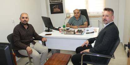 Mücahit Enes Laçiner ve İbrahim Bakan’dan Sivas İrade Gazetesi’ne ziyaret