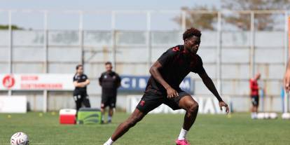 Sivasspor Ziya Erdal yönetiminde deplasman hazırlıklarına başladı