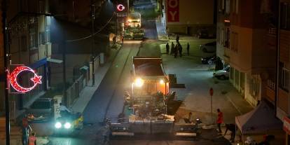 Necip Fazıl Kısakürek Caddesi'nde asfalt mesaisi tamamlandı!