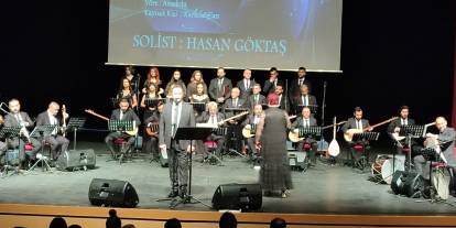 Sivas'ta THM korosu konser verdi