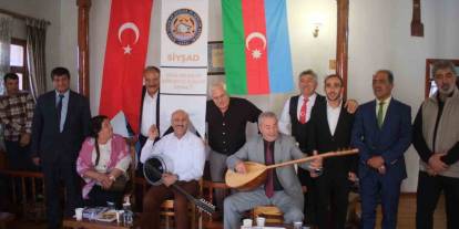 Türk dünyasının ortak kültürü Sivas'ta bir araya geldi