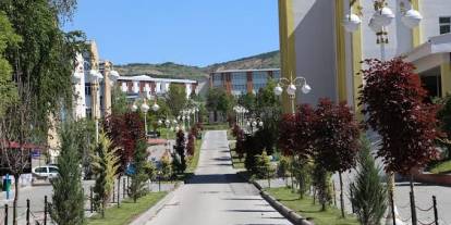 SCÜ 18 basamak yükseldi