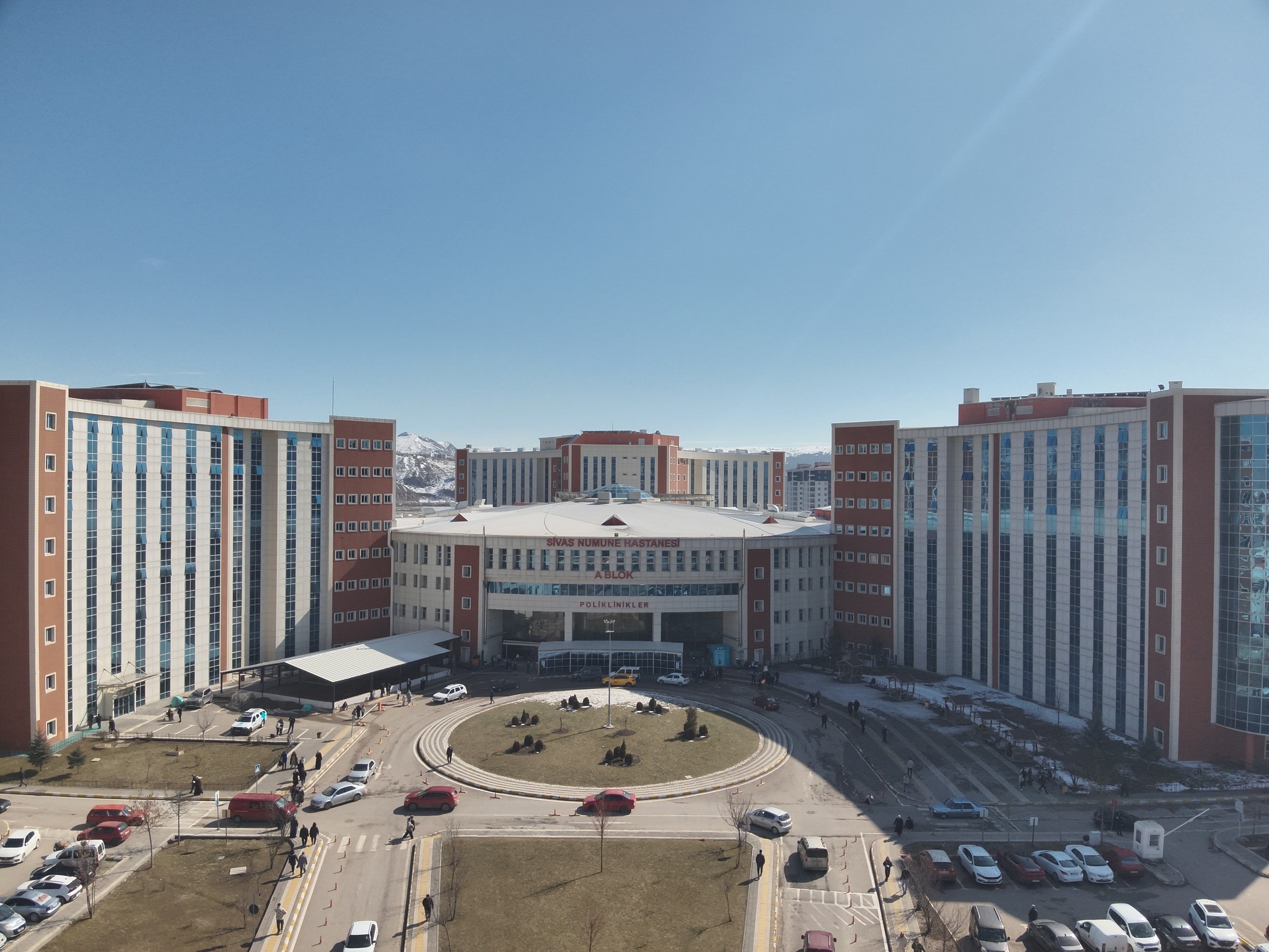 sivas-numune-hastanesi-3-basamak-a2-roluyle-tescillendi.jpg