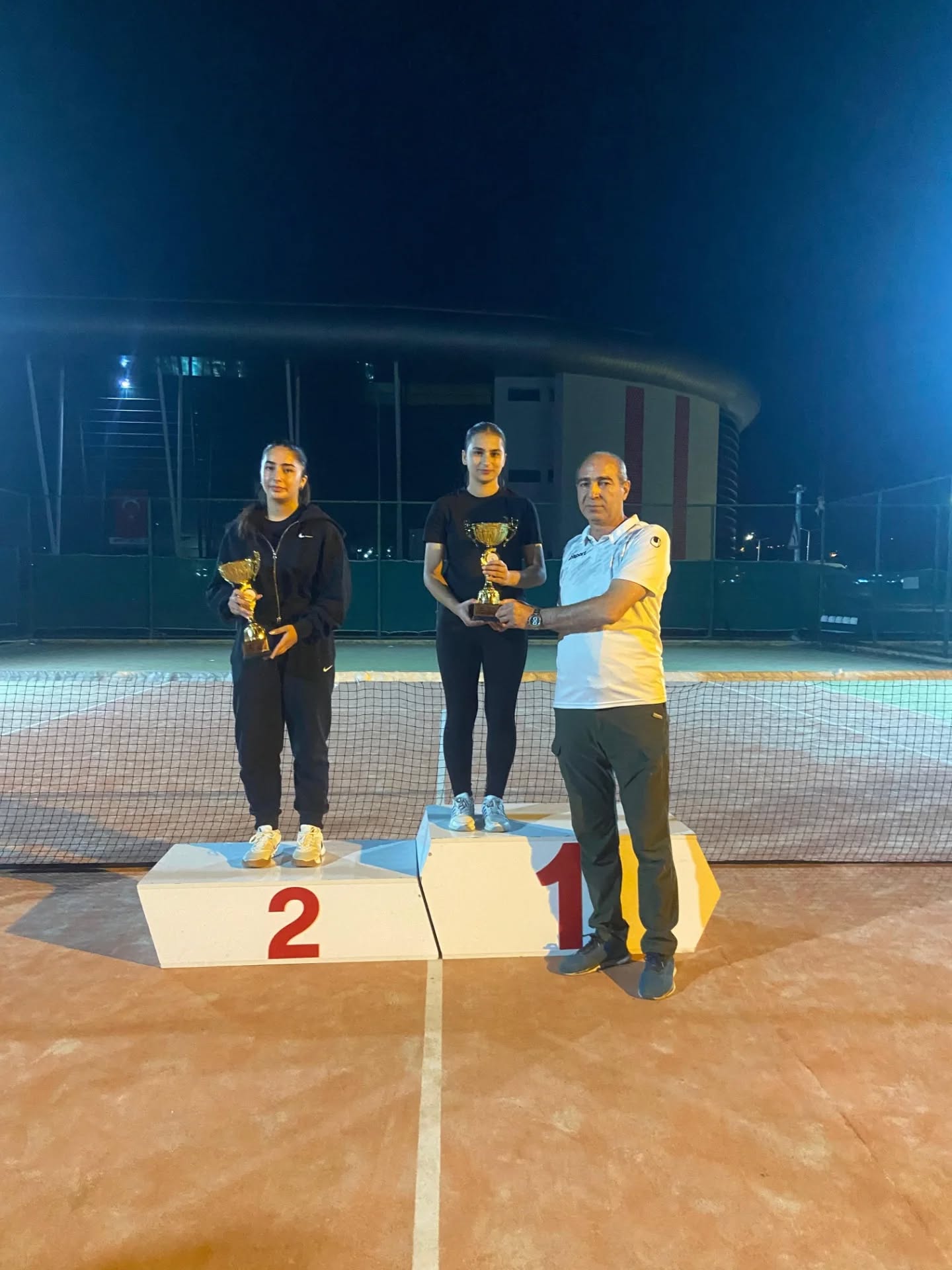 15-temmuz-tenis-final-4.jpg