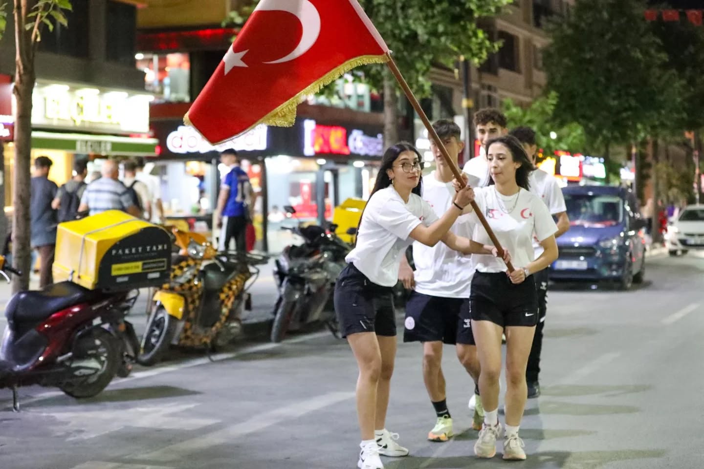 sancak-kosusu-2.jpg