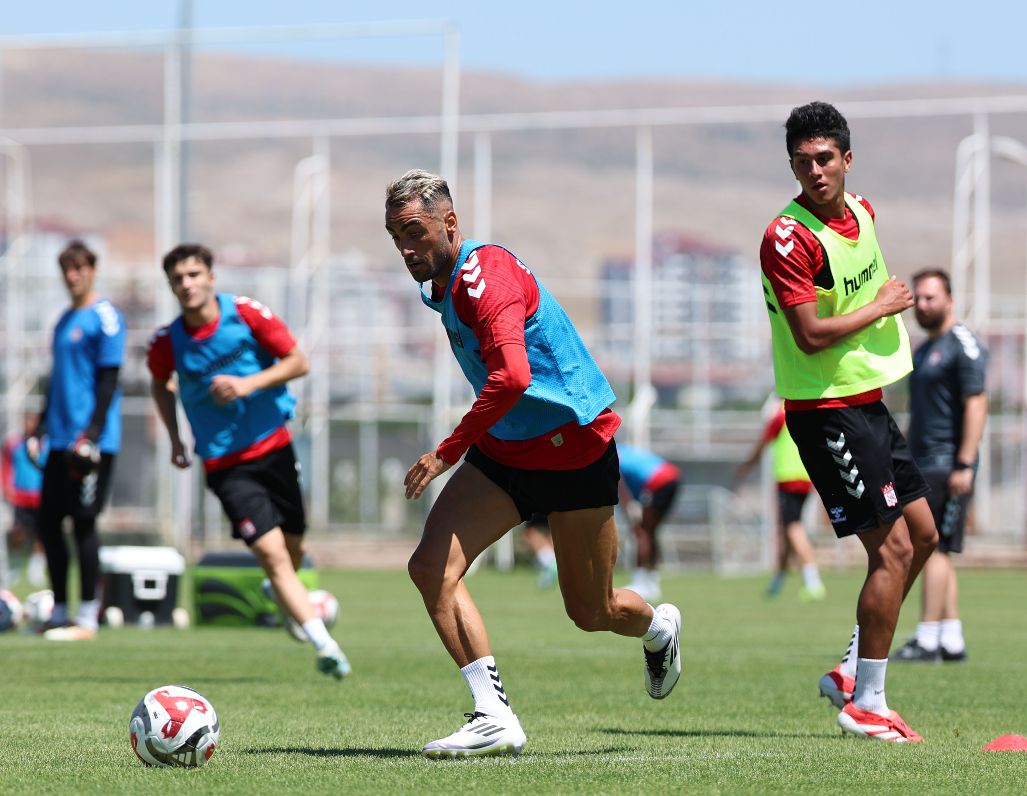 sivasspor-transferler-gecikme-1.jpeg
