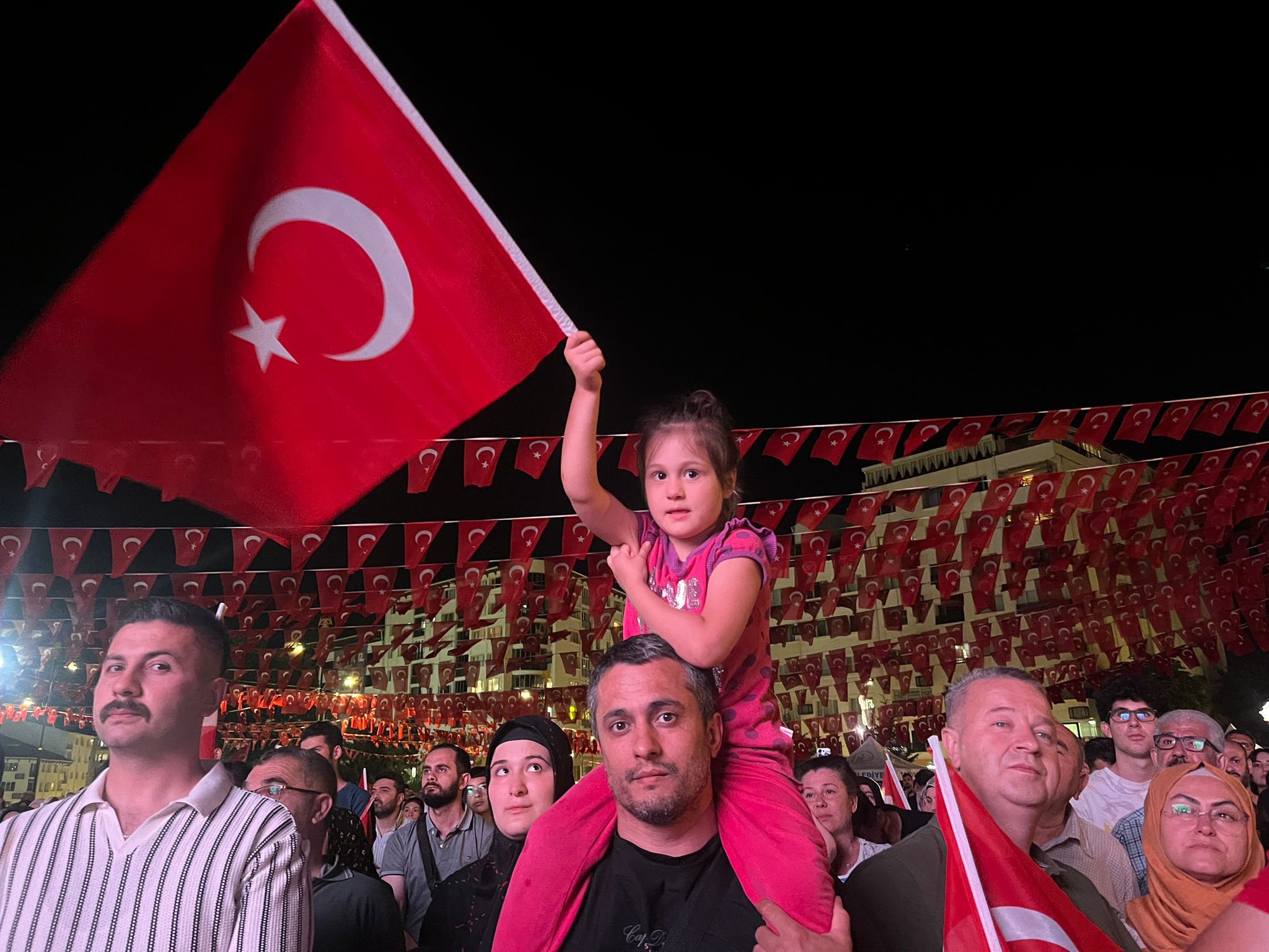 sivasta-15-temmuz-yuruyusu-817405-242065.jpg