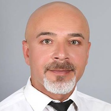 ozcan-isik.jpg