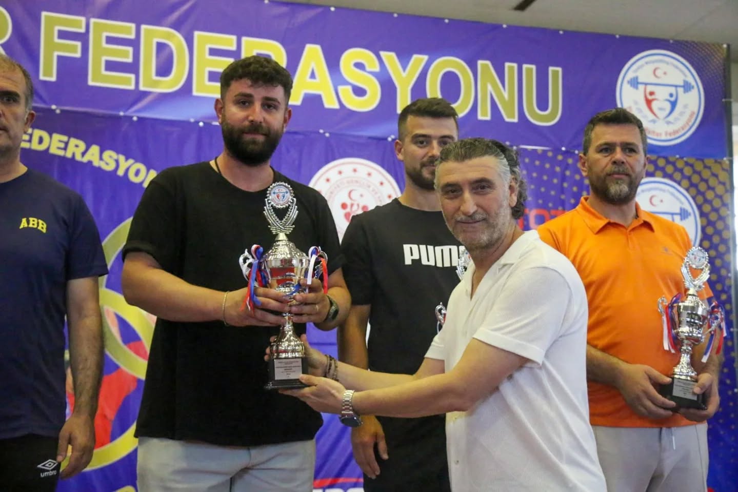 sivas-sporcu-egitim-merkezi-halter-1.jpg