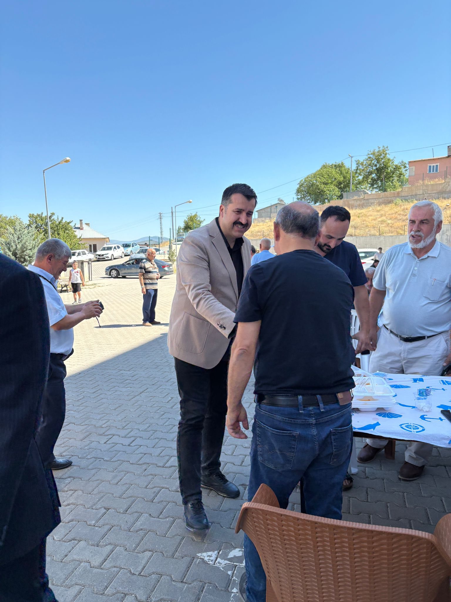 aa-20250818-38860595-38860593-susehri-ilcesinde-sihader-tarafindan-pilav-gunu-etkinligi-duzenlendi.jpg