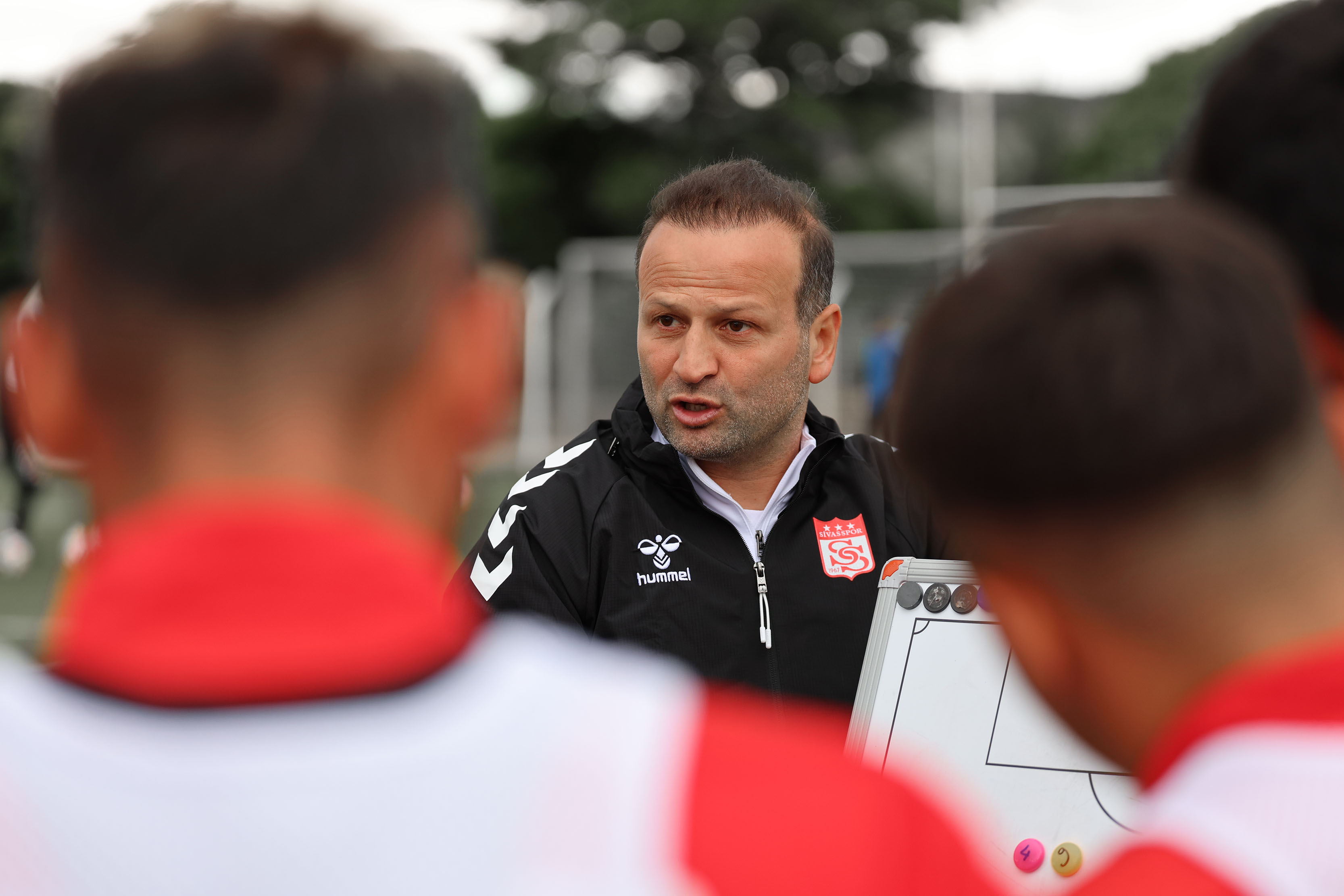 sivasspor-osman-hoca-uyari-3.jpg