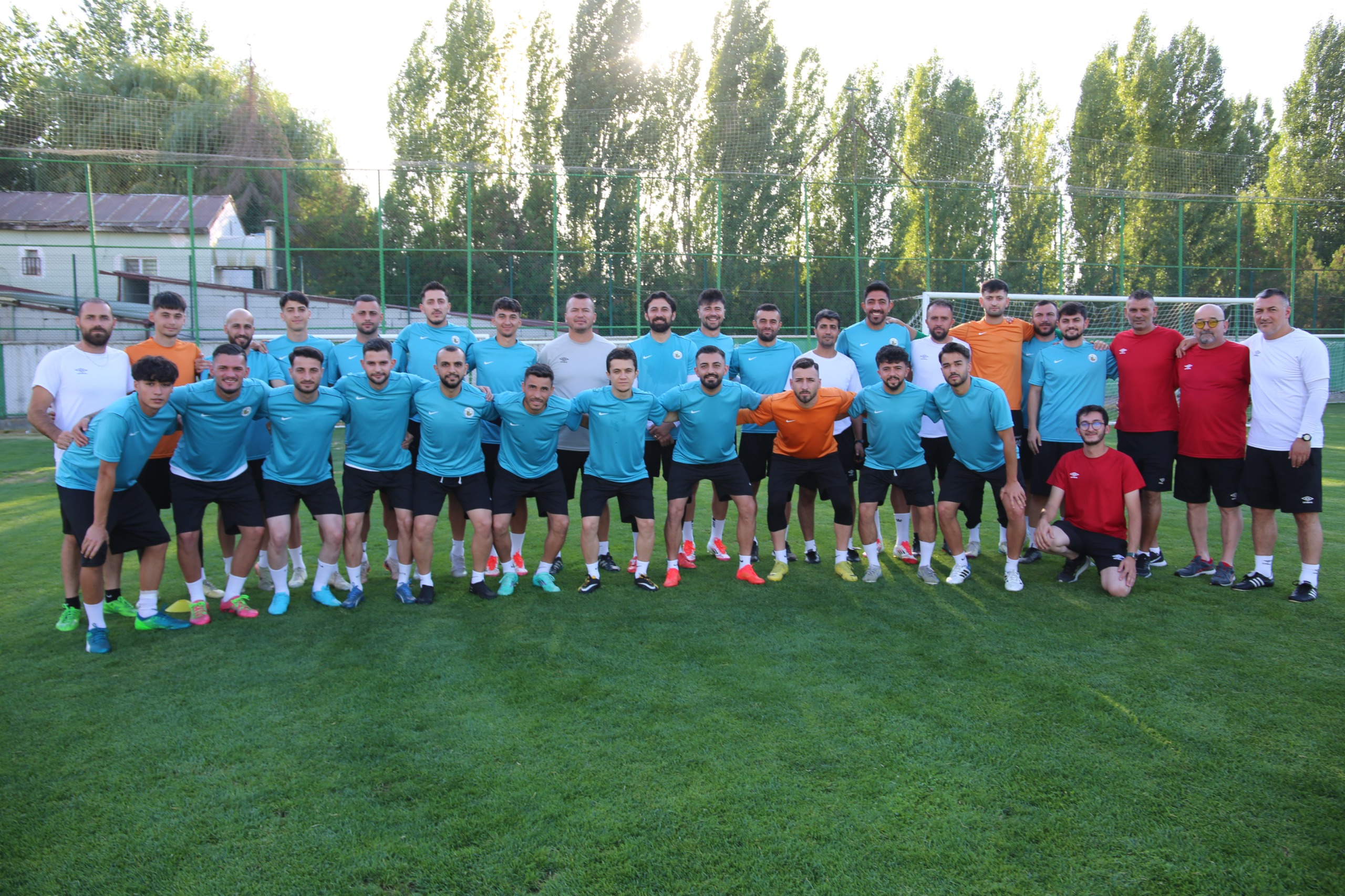 sivas-gucu-belediyespor-idman-1.jpeg