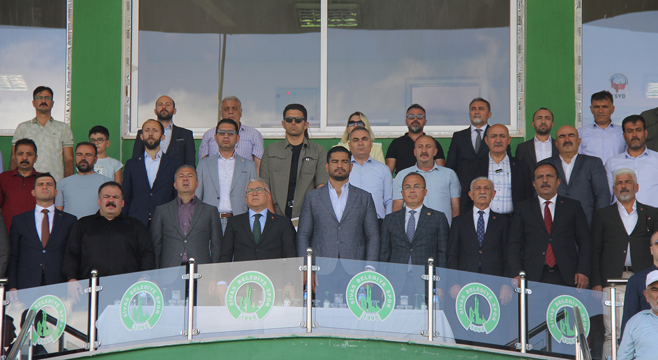 muhsin-yazicioglu-karakucak-guresleri-2.jpg