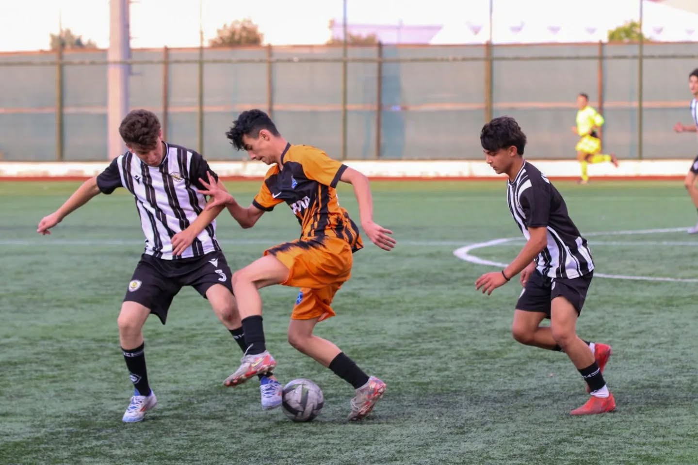 u-16-futbol-turnuva-2.jpg