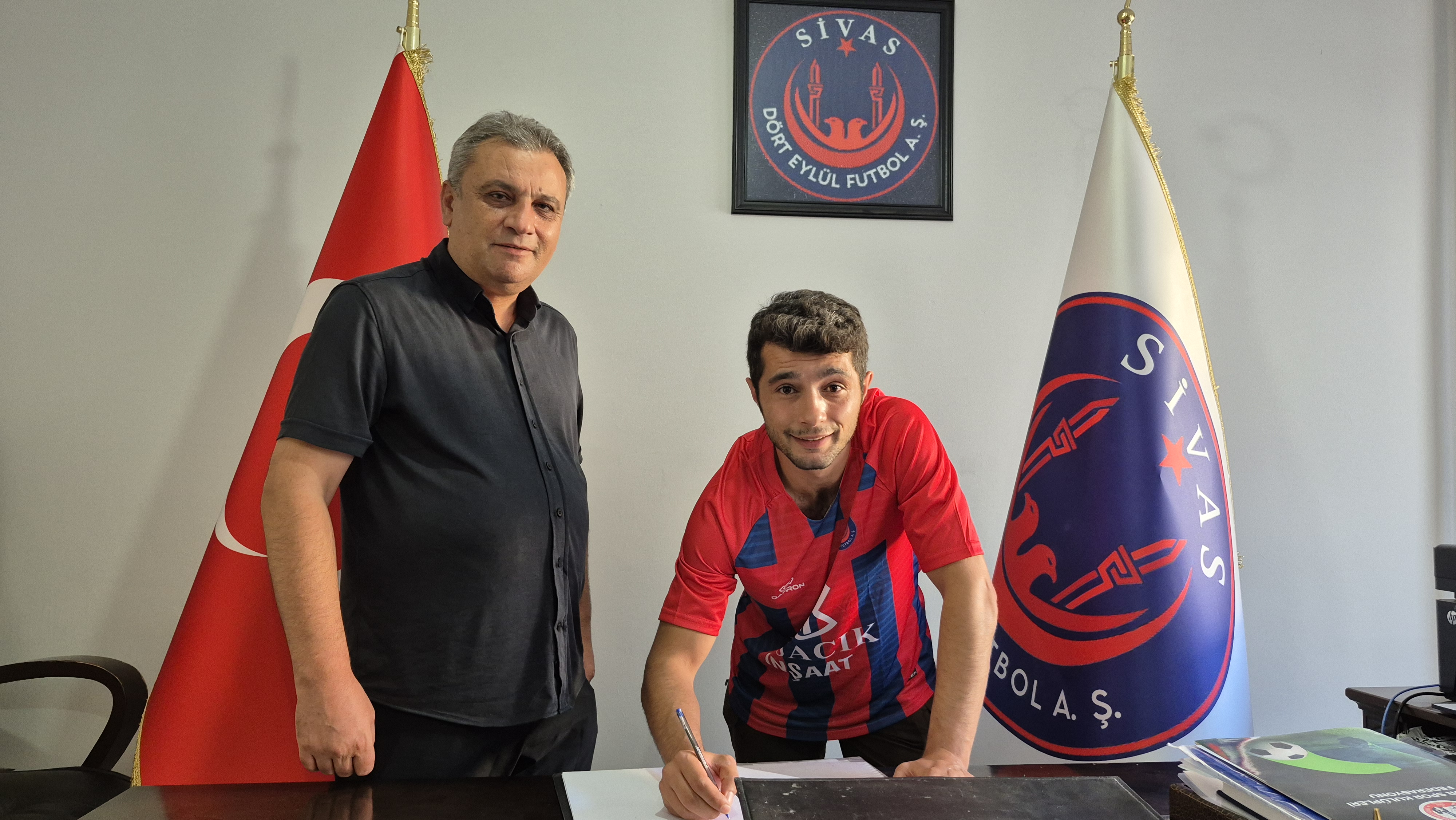 sivas-dort-eylul-futbol-transferler-4.jpg
