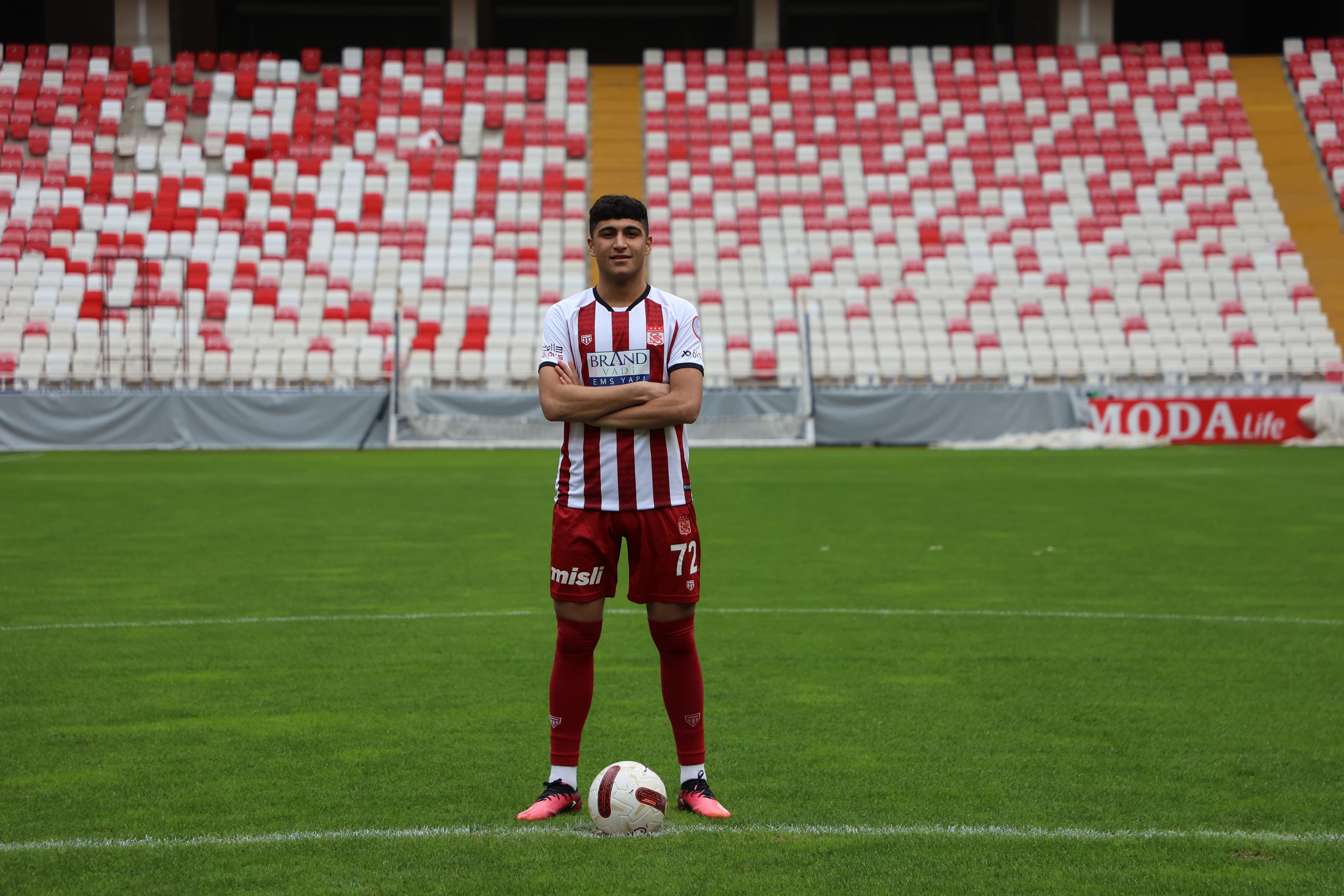 yunus-emre-konak-besiktas-sivas-4.jpg