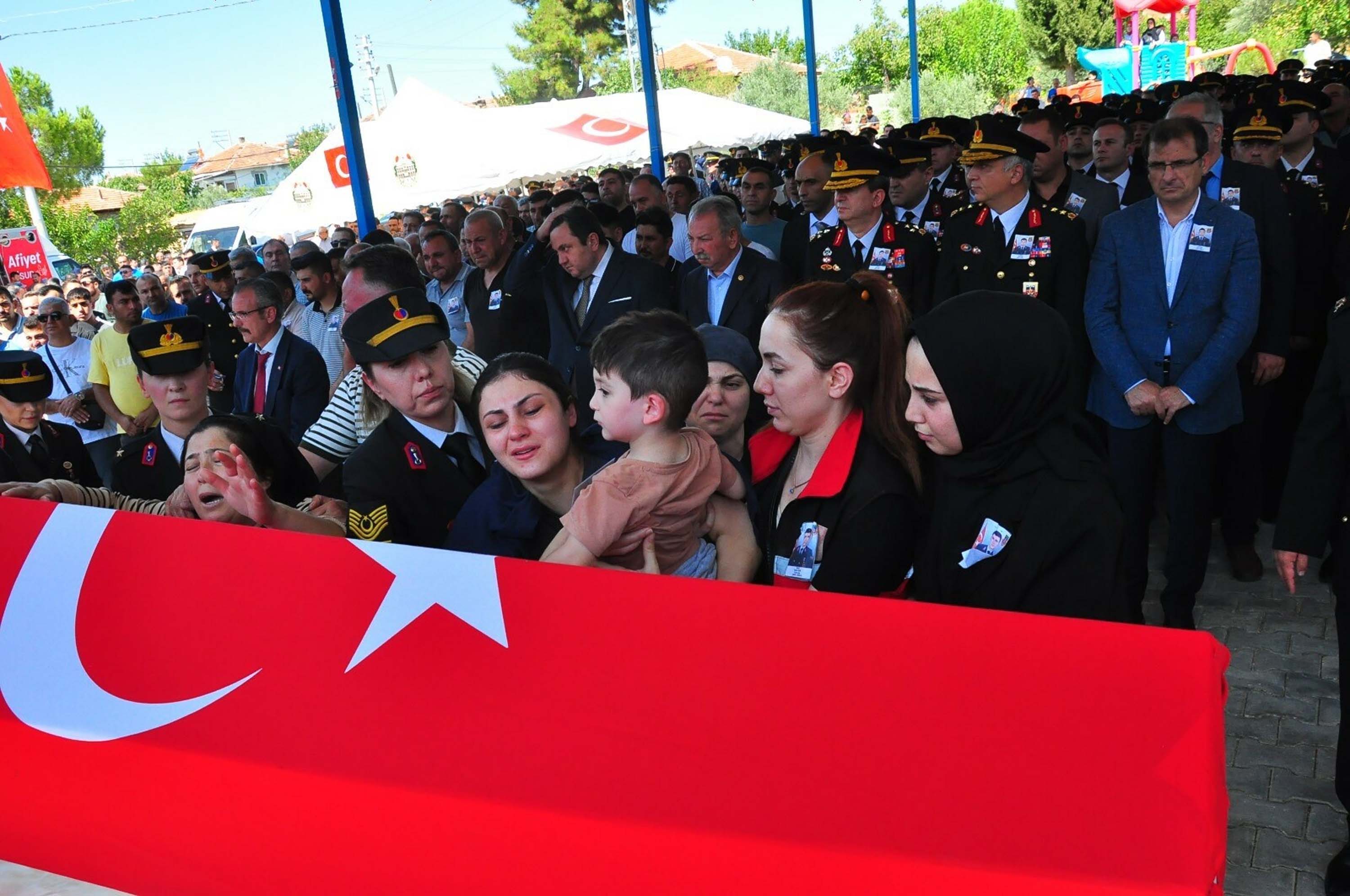 kaza-sehidi-uzman-cavus-son-yolculuguna-912903-271237.jpg