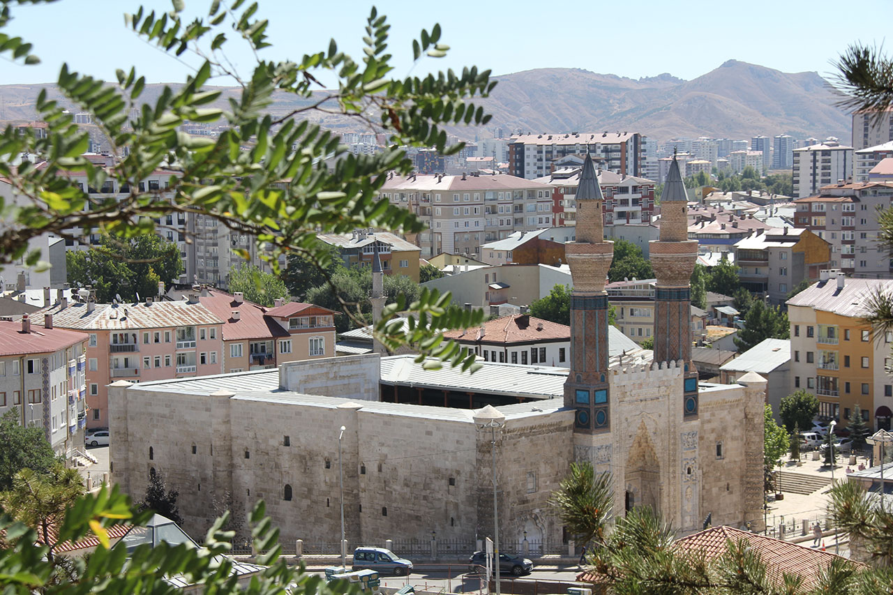 sivasin-36-yillik-hayalinde-calismalar-hizla-suruyor-2.jpg