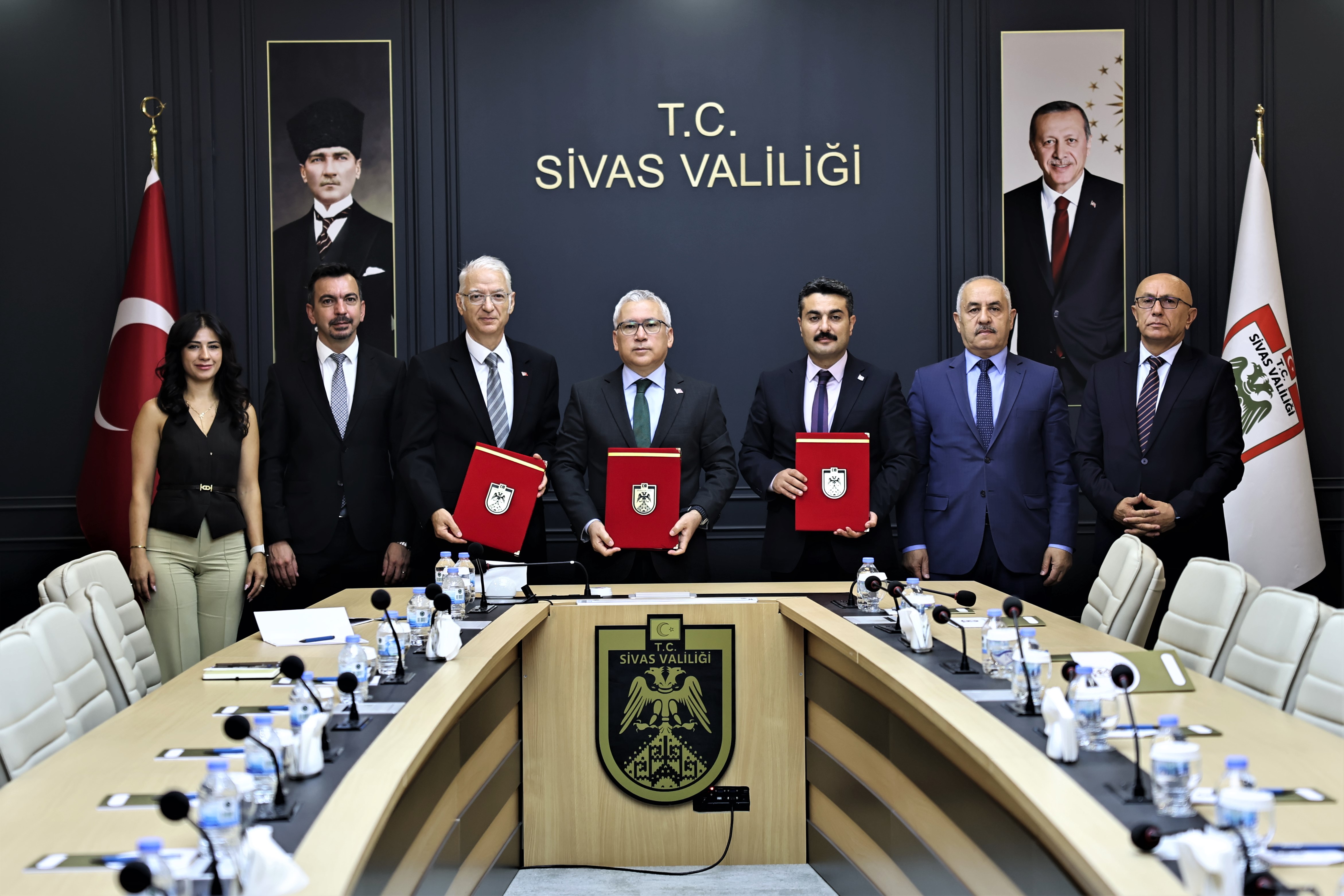 aa-20250918-39151760-39151759-sivasta-milli-egitim-mudurlugu-ile-aselsan-hassas-optik-arasinda-protokol-imzalandi.jpg