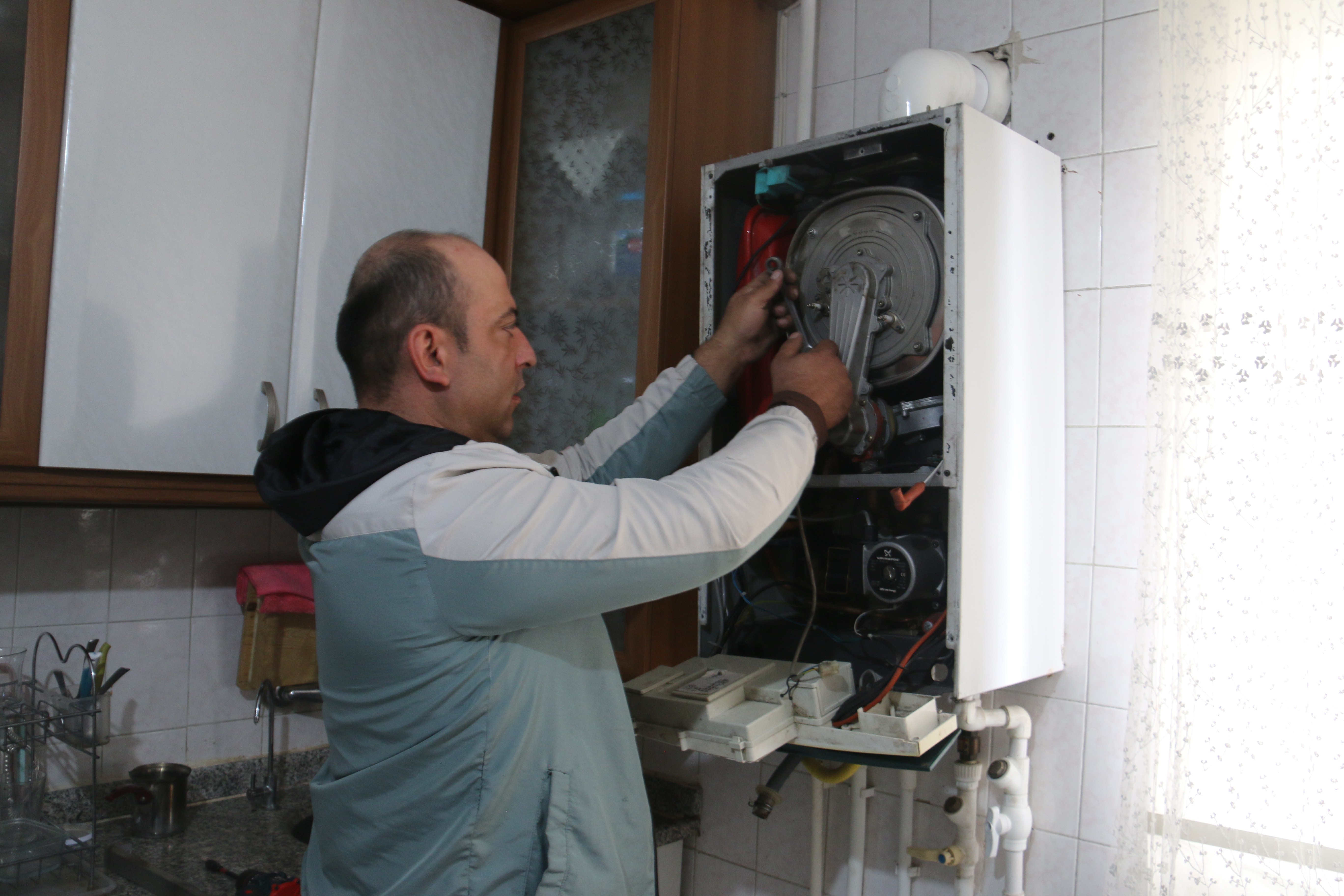aw551164-06.jpg