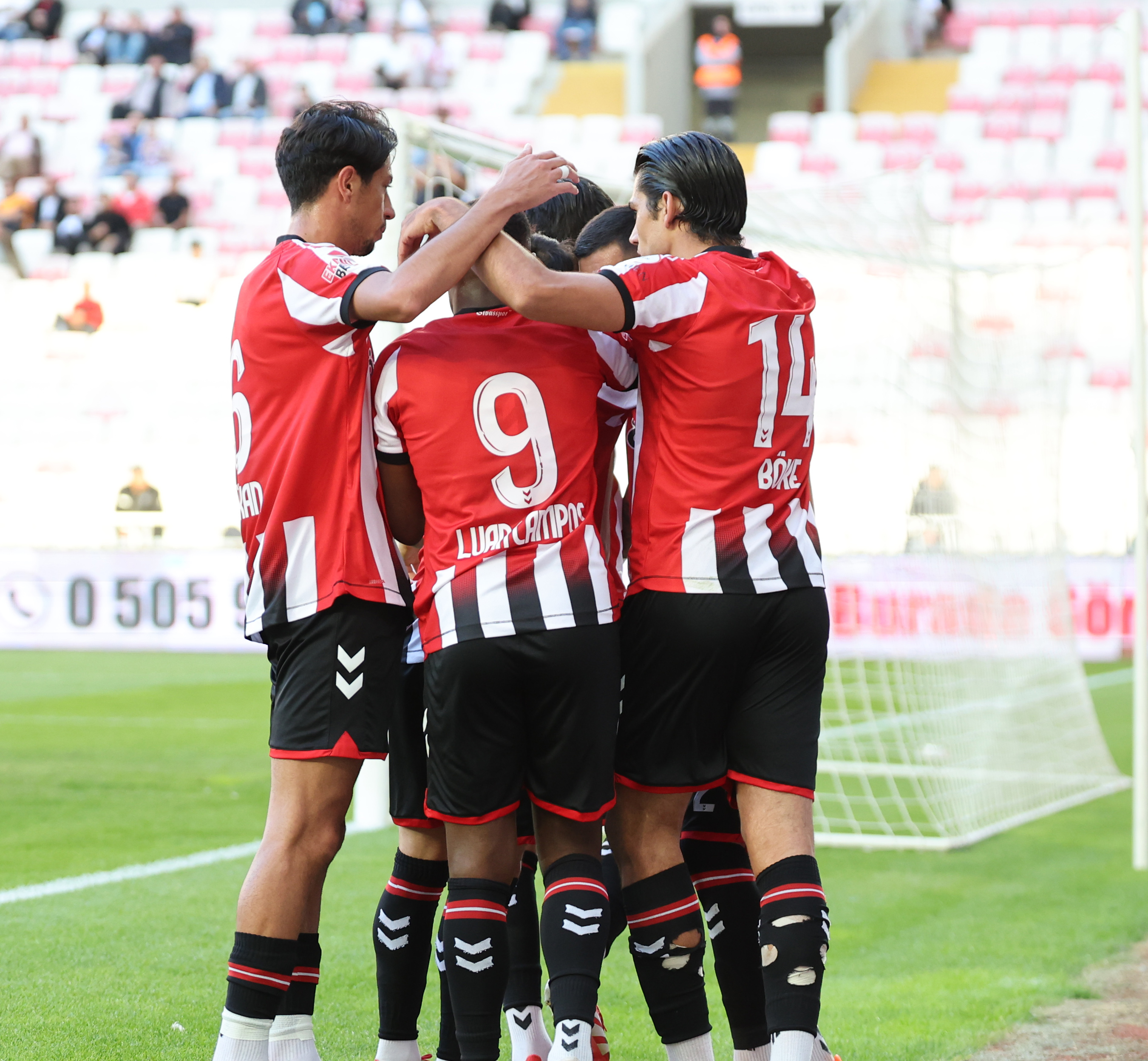 sivasspor-serik-spor-randevu-4.jpg