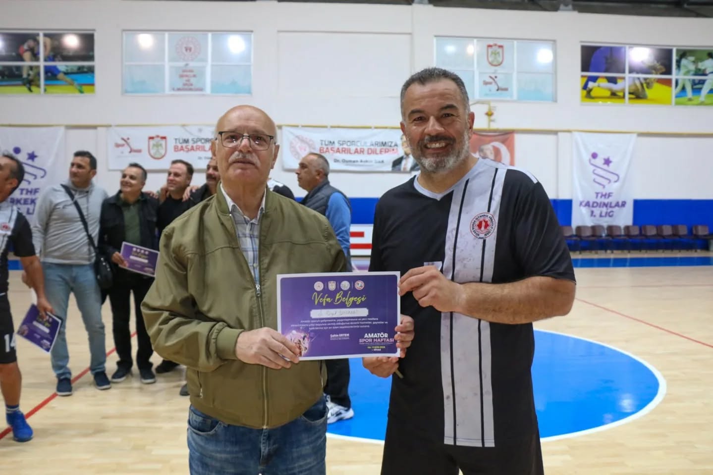 amator-spor-haftasi-eski-sporcular-hentbol-3.jpg