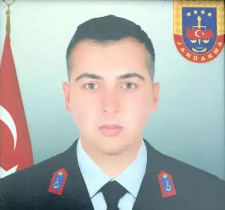 sehit-adina-yaptirilan-cesmedeki-turk-ba-953545-283112.jpg