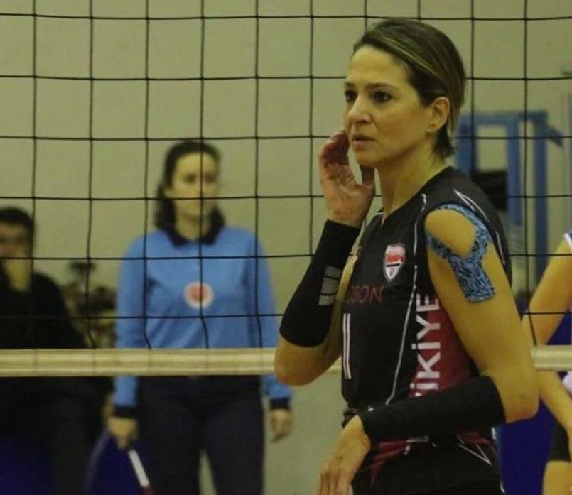 metin-tekinin-esi-doga-tekin-kimdir-kac-yasinda-ve-voleybol-kariyeri1.jpg
